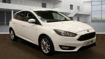 Ford Focus 1.0T EcoBoost Zetec Hatchback 5dr Petrol Manual Euro 6 (s/s) (12