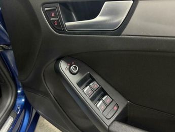 Audi A5 2.0 TDI SE Technik Sportback S Tronic quattro Euro 5 (s/s) 5dr