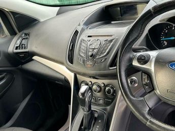 Ford Kuga 2.0 TDCi Zetec SUV 5dr Diesel Powershift AWD Euro 6 (s/s) (150 p