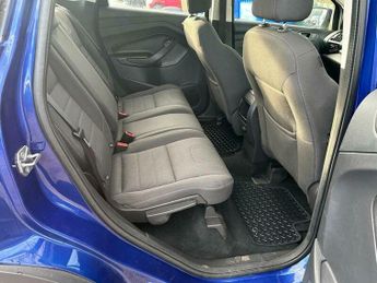 Ford Kuga 2.0 TDCi Zetec SUV 5dr Diesel Powershift AWD Euro 6 (s/s) (150 p