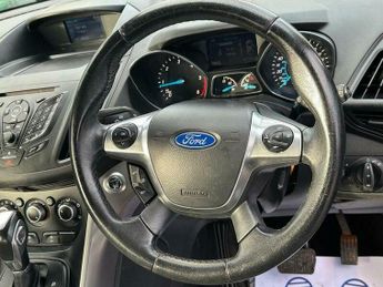 Ford Kuga 2.0 TDCi Zetec SUV 5dr Diesel Powershift AWD Euro 6 (s/s) (150 p
