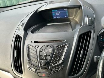 Ford Kuga 2.0 TDCi Zetec SUV 5dr Diesel Powershift AWD Euro 6 (s/s) (150 p