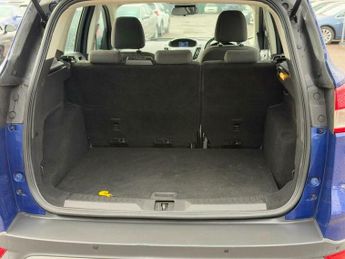 Ford Kuga 2.0 TDCi Zetec SUV 5dr Diesel Powershift AWD Euro 6 (s/s) (150 p