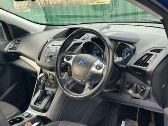 Ford Kuga 2.0 TDCi Zetec SUV 5dr Diesel Powershift AWD Euro 6 (s/s) (150 p