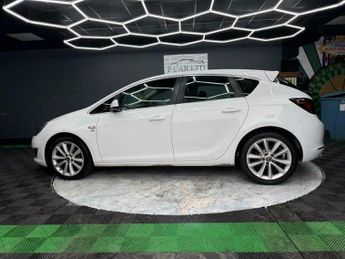 Vauxhall Astra 2.0 CDTi Elite Auto Euro 5 5dr