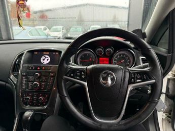 Vauxhall Astra 2.0 CDTi Elite Auto Euro 5 5dr