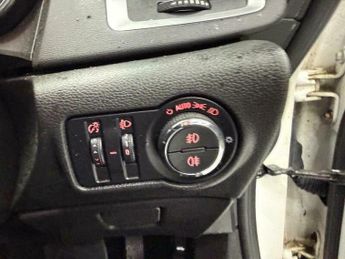 Vauxhall Astra 2.0 CDTi Elite Auto Euro 5 5dr