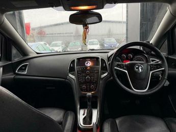 Vauxhall Astra 2.0 CDTi Elite Auto Euro 5 5dr