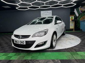 Vauxhall Astra 2.0 CDTi Elite Auto Euro 5 5dr
