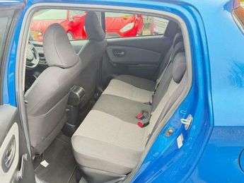 Toyota Yaris 1.5 VVT-h Icon E-CVT Euro 6 5dr