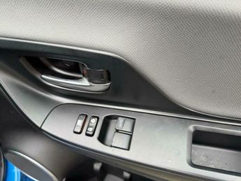 Toyota Yaris 1.5 VVT-h Icon E-CVT Euro 6 5dr