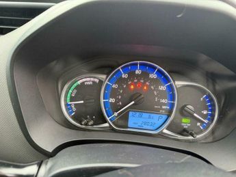 Toyota Yaris 1.5 VVT-h Icon E-CVT Euro 6 5dr