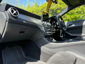 Mercedes-Benz CLA 2.1 CLA220d AMG Line Night Edition (Plus) Shooting Brake 7G-DCT 
