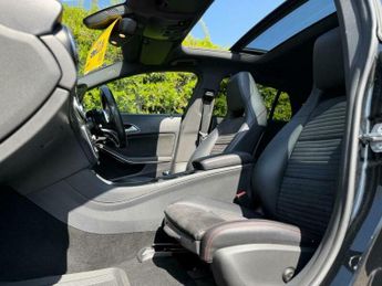 Mercedes-Benz CLA 2.1 CLA220d AMG Line Night Edition (Plus) Shooting Brake 7G-DCT 