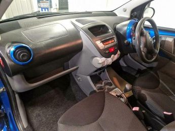 Toyota AYGO 1.0 VVT-i Blue MultiMode Euro 4 5dr