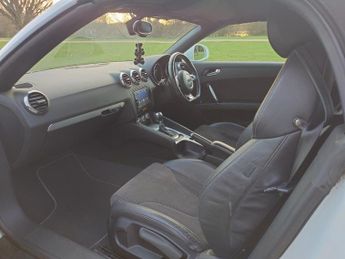Audi TT TFSI S LINE
