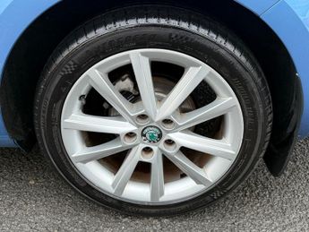 Skoda Octavia ELEGANCE TDI CR DSG