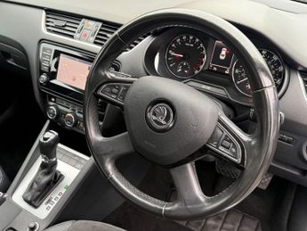 Skoda Octavia 1.6 TDI Elegance DSG Euro 5 5dr 103BHP