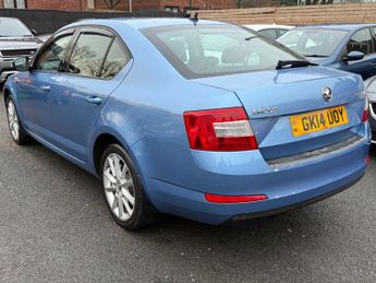Skoda Octavia 1.6 TDI Elegance DSG Euro 5 5dr 103BHP