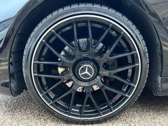 Mercedes E Class E 220 D AMG LINE EDITION PREMIUM