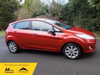 Ford Fiesta 1.4 Zetec Hatchback 5dr Petrol Automatic (154 g/km, 94 bhp)