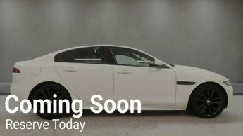 Jaguar XE R-DYNAMIC SE