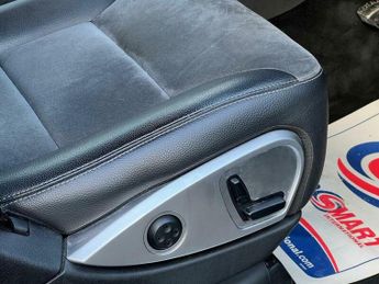 Mercedes-Benz SL Class 3.0 ML320 CDI V6 Sport Tiptronic 4WD Euro 4 5dr