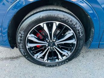 Ford Kuga 2.5 EcoBoost Duratec 14.4kWh ST-Line X CVT Euro 6 (s/s) 5dr