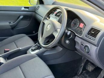 Volkswagen Golf 1.6 FSI S 5dr