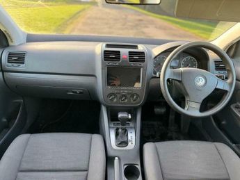 Volkswagen Golf 1.6 FSI S 5dr