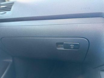 Volkswagen Golf 1.6 FSI S 5dr