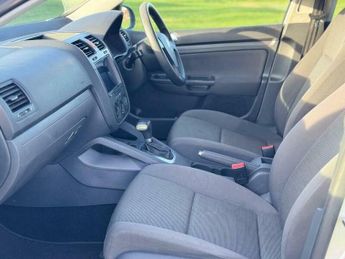 Volkswagen Golf 1.6 FSI S 5dr