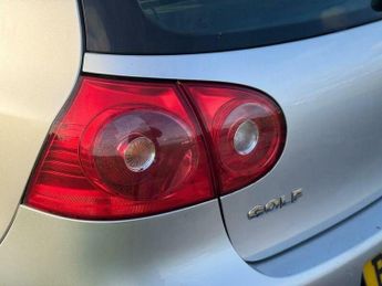 Volkswagen Golf 1.6 FSI S 5dr