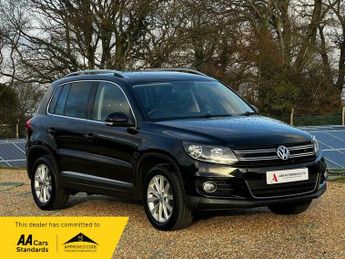Volkswagen Tiguan 2.0 TDI BlueMotion Tech SE 4WD Euro 5 (s/s) 5dr