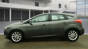 Ford Focus 2.0 TDCi Titanium Hatchback 5dr Diesel Powershift Euro 6 (s/s) (