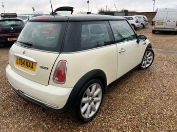 MINI Hatch 1.6 Cooper CVT Euro 4 3dr