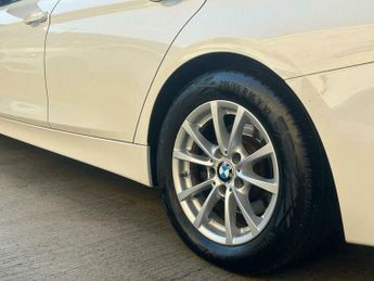 BMW 3 SERIES 2.0 320d ED EfficientDynamics Business Touring Auto Euro 5 (s/s)