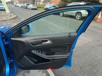 Mercedes-Benz A Class 1.6 A180 Sport 7G-DCT Euro 6 (s/s) 5dr