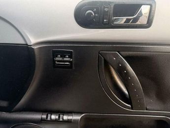 Volkswagen Beetle 1.6 Luna Euro 4 3dr