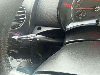 Volkswagen Beetle 1.6 Luna Euro 4 3dr