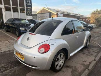 Volkswagen Beetle 1.6 Luna Euro 4 3dr