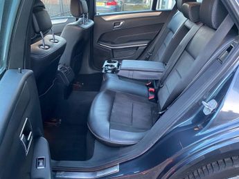 Mercedes E Class E220 BLUETEC AMG LINE