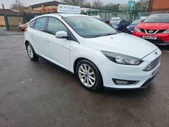Ford Focus 1.0T EcoBoost Titanium Euro 6 (s/s) 5dr