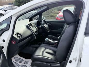 Nissan Leaf 24kWh Tekna Auto 5dr