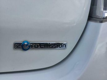 Nissan Leaf 24kWh Tekna Auto 5dr