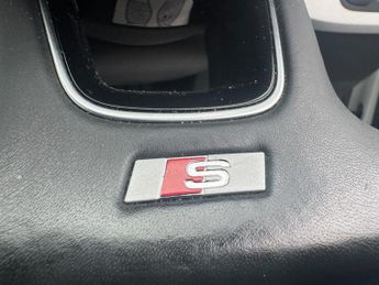 Audi S4 Avant 3.0 TFSI V6 Estate 5dr Petrol Tiptronic quattro Euro 6 (s/s) (35