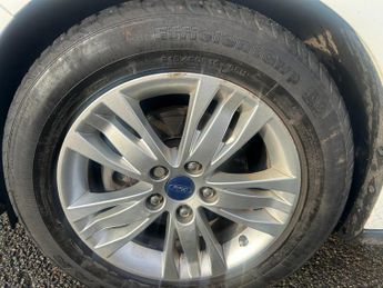 Ford Focus TITANIUM NAVIGATOR