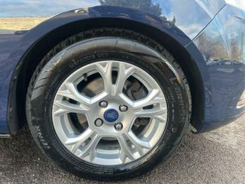 Ford B-Max 1.6 Zetec Powershift Euro 5 5dr