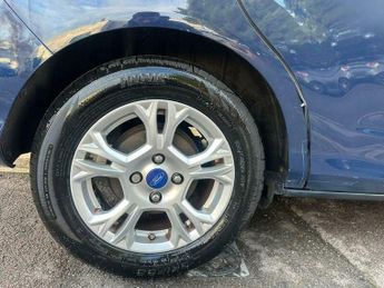 Ford B-Max 1.6 Zetec Powershift Euro 5 5dr