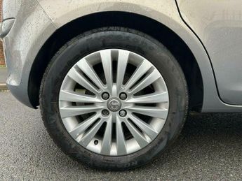 Vauxhall Corsa 1.2 16V Excite Euro 5 5dr (A/C)